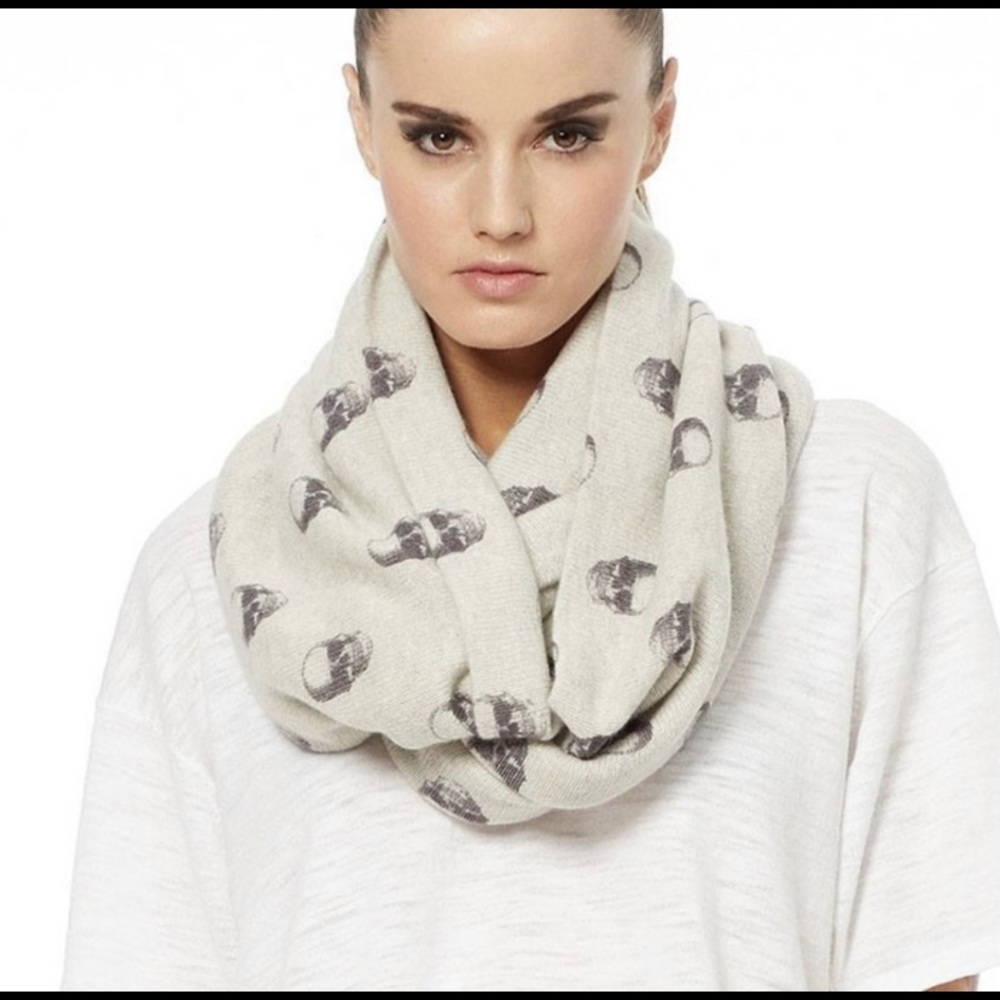 New SKULL CASHMERE Knit Infinity Scarf $300
